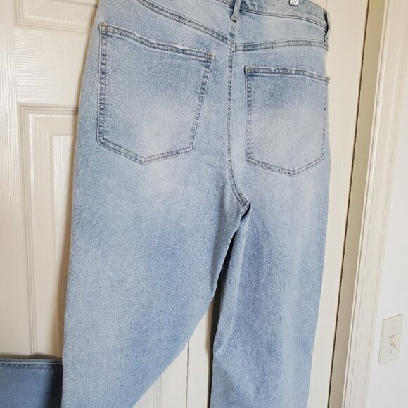 NWOT Vanilla Star Heavy Distressed Jeans  Size 16 - Picture 5 of 8